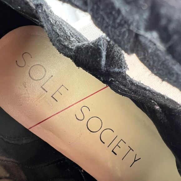 Sole Society Nianya Pointed toe Bootie in Black Suede Size 38 / 7.5 - Picture 4 of 9